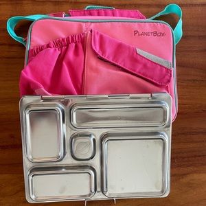 PlanetBox Rover with Carry Bag and 14 magnet sets